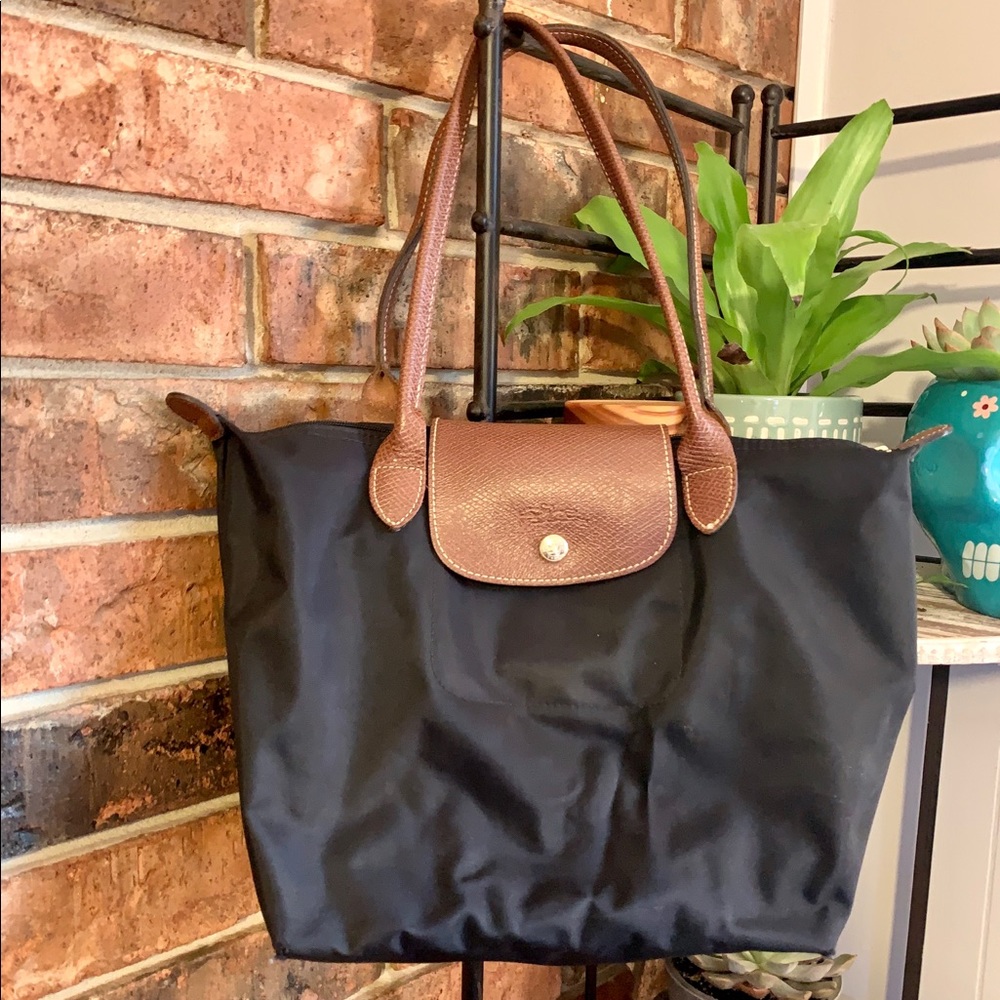 Medium Longchamp Le Pliage Shoulder Tote